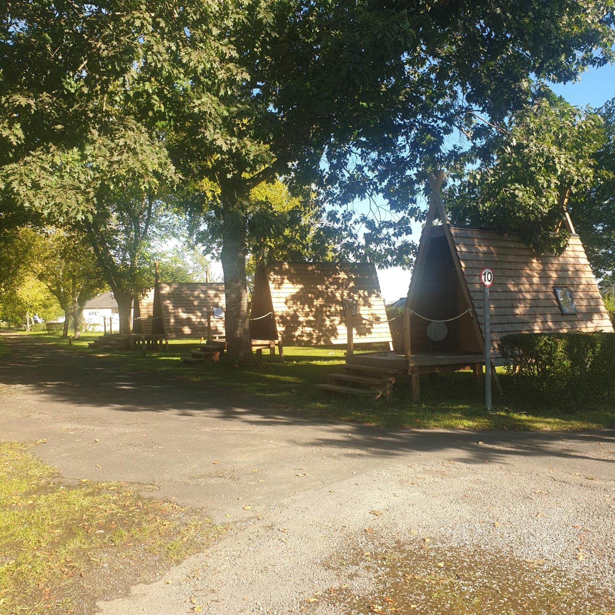 Camping Pyrenees Nature Oloron-Sainte-Marie Exteriör bild